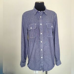 44MM Button Down Shirt Blouse Women's Medium Two Pockets Blue Chambray Cotton